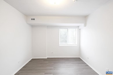 1800 Jefferson Park Ave unit 302, Charlottesville, VA 22903 - photo 7