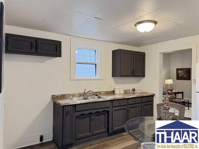 1424 S 4th St, Terre Haute, IN 47802 - photo 6