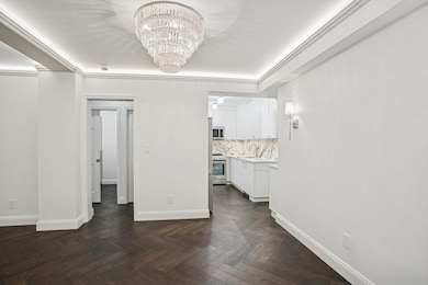 116 E 66th St unit 3E, New York, NY 10065 - photo 3