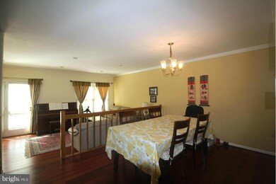 1567 Templeton Place, Rockville, MD 20852 - photo 4
