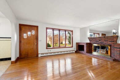 9 Rogers St, Milford, MA 01757 - photo 4