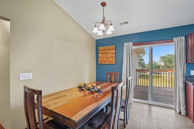 16215 Monroe Ct, Urbandale, IA 50323 - photo 6