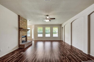 8334 Piney Wood Run, San Antonio, TX 78255 - photo 3