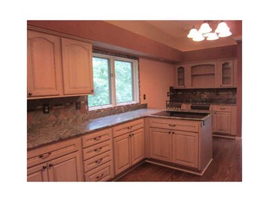 61 Lancaster Dr, Bella Vista, AR 72715 - photo 5