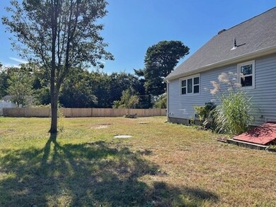 83 Maple Springs Rd, Wareham, MA 02571 - photo 3