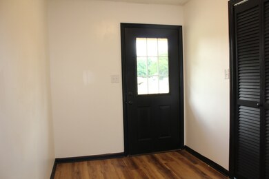 Side Door Entryway