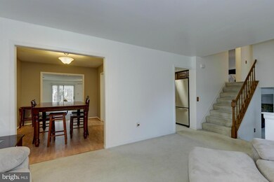 10205 Bignonia Dr, Laurel, MD 20708 - photo 5