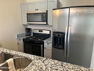 5717 Manila Dr unit A, El Paso, TX 79924 - photo 6