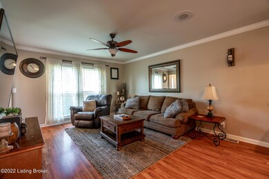 6802 Beard Ct, Louisville, KY 40228 - photo 5