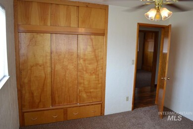 303 Garland St, Nampa, ID 83686 - photo 7