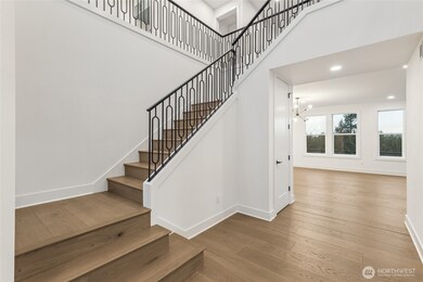 8413 137th Ave SE unit 6, Newcastle, WA 98059 - photo 2