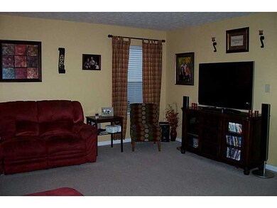 3205 Bristlecone Ct, Whiteland, IN 46184 - photo 4