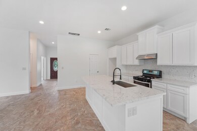 7811 Hirsch Rd, Houston, TX 77016 - photo 5