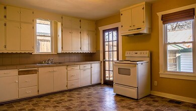 516 St Geralda St, Fredericksburg, TX 78624 - photo 7