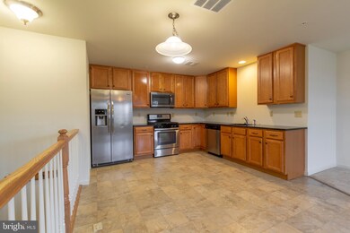 3006 Goshen Dr, Pennsburg, PA 18073 - photo 4