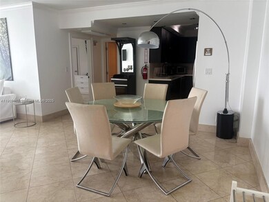 The Tides unit 15P, Hollywood, FL 33019 - photo 2