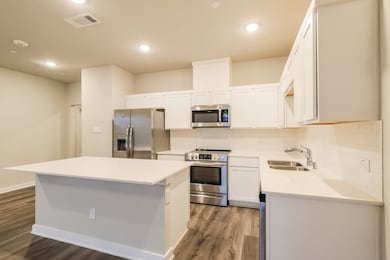 345 N Centro Cir, Shenandoah, TX 77385 - photo 7