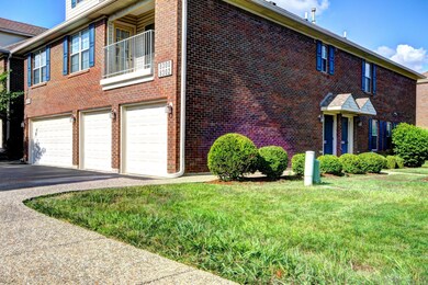 8302 Grand Trevi Dr unit 7101, Louisville, KY 40228 - photo 3