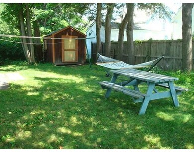 35 Beech St, Greenfield, MA 01301 - photo 2