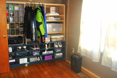 2nd bedroom