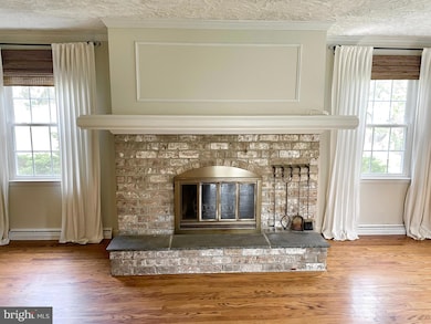 30 Fox Run Dr, York, PA 17403 - photo 5