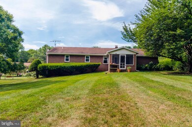 255 Berridge Dr, Shepherdstown, WV 25443 - photo 7