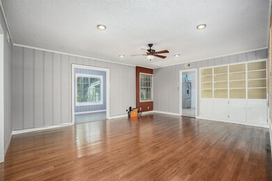 3200 15th St, Bay City, TX 77414 - photo 6