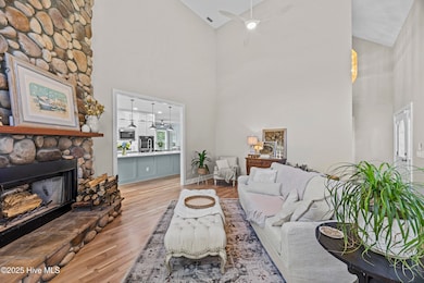 15_living room