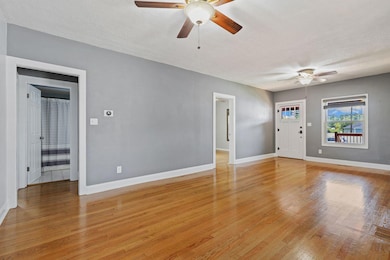 211 Greiving St, Dyer, IN 46311 - photo 5