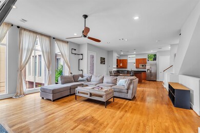 2404 Fairview St unit C, Houston, TX 77006 - photo 5