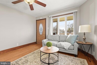 8113 Highpoint Rd, Clearwater Beach, MD 21226 - photo 6