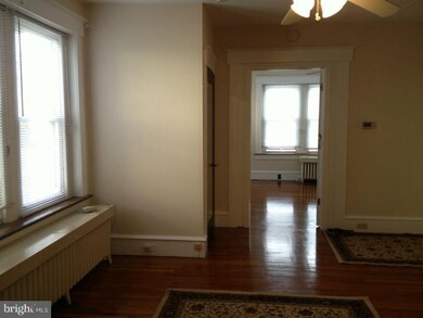 604 Walnut St unit 1B, Lansdale, PA 19446 - photo 5