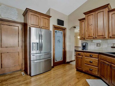 4890 N Emerald Ct, Maize, KS 67101 - photo 5