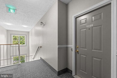 9109 Groffs Mill Dr, Owings Mills, MD 21117 - photo 3