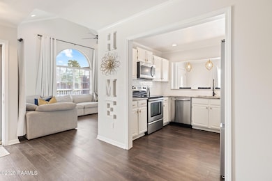 110 S Domingue #1 Lafayette-5