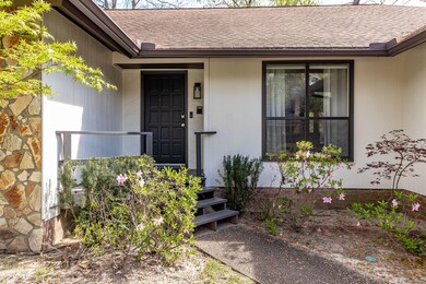 8-web-or-mls-2912 FOXHALL CIR (c)-4594