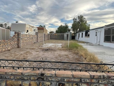 13707 E 49th Ln, Fortuna Foothills, AZ 85367 - photo 3