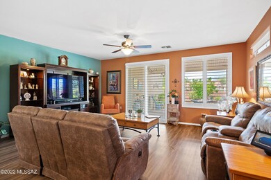 06-Living Area