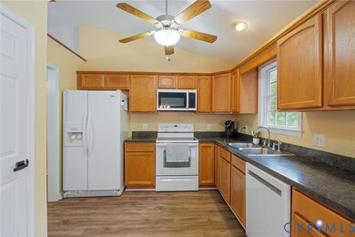 12016 Shortleaf Rd, Ruther Glen, VA 22546 - photo 7