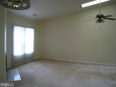 12899 Grays Pointe Rd unit C, Fairfax, VA 22033 - photo 2