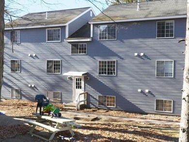 1 19th St unit 3, Lowell, MA 01850 - photo 3