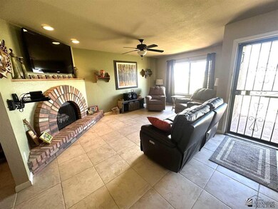 11352 S Tucson Dr, Yuma, AZ 85367 - photo 6