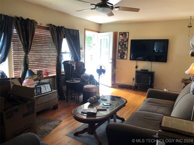 113 W Gordon Ave, Sapulpa, OK 74066 - photo 3