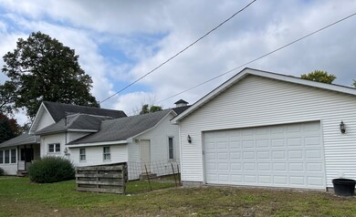 303 E 6th St, Sheridan, IN 46069 - photo 4