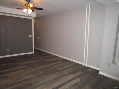 1126 Tilghman St, Allentown, PA 18102 - photo 2