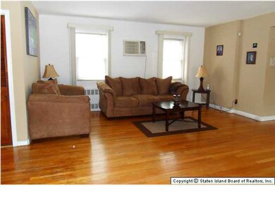 200 Otis Ave, Staten Island, NY 10306 - photo 4