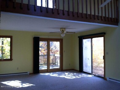 8210 Murray Ln, Tobyhanna, PA 18466 - photo 3