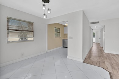 365 Flanders Dr unit H, Delray Beach, FL 33484 - photo 5