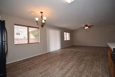 5 - View from the kitchen to family room