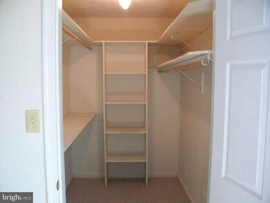 205 Hailey Ln unit I2, Strasburg, VA 22657 - photo 5